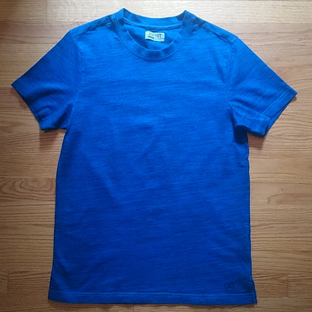 2(X)IST men's short sleeve tee